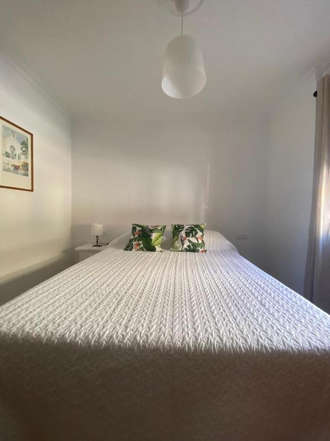 Apartamento Familiar En Barrio Reina Victoria Huelva Dış mekan fotoğraf